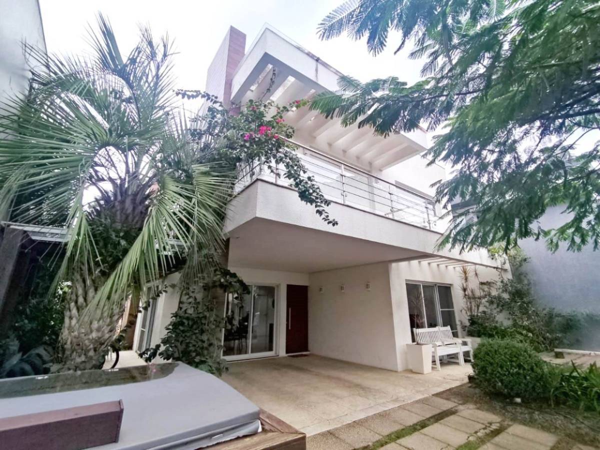 Casa em Condomínio 4 dormitórios para venda, Condomínio Fechado em Capão da Canoa | Ref.: 7241